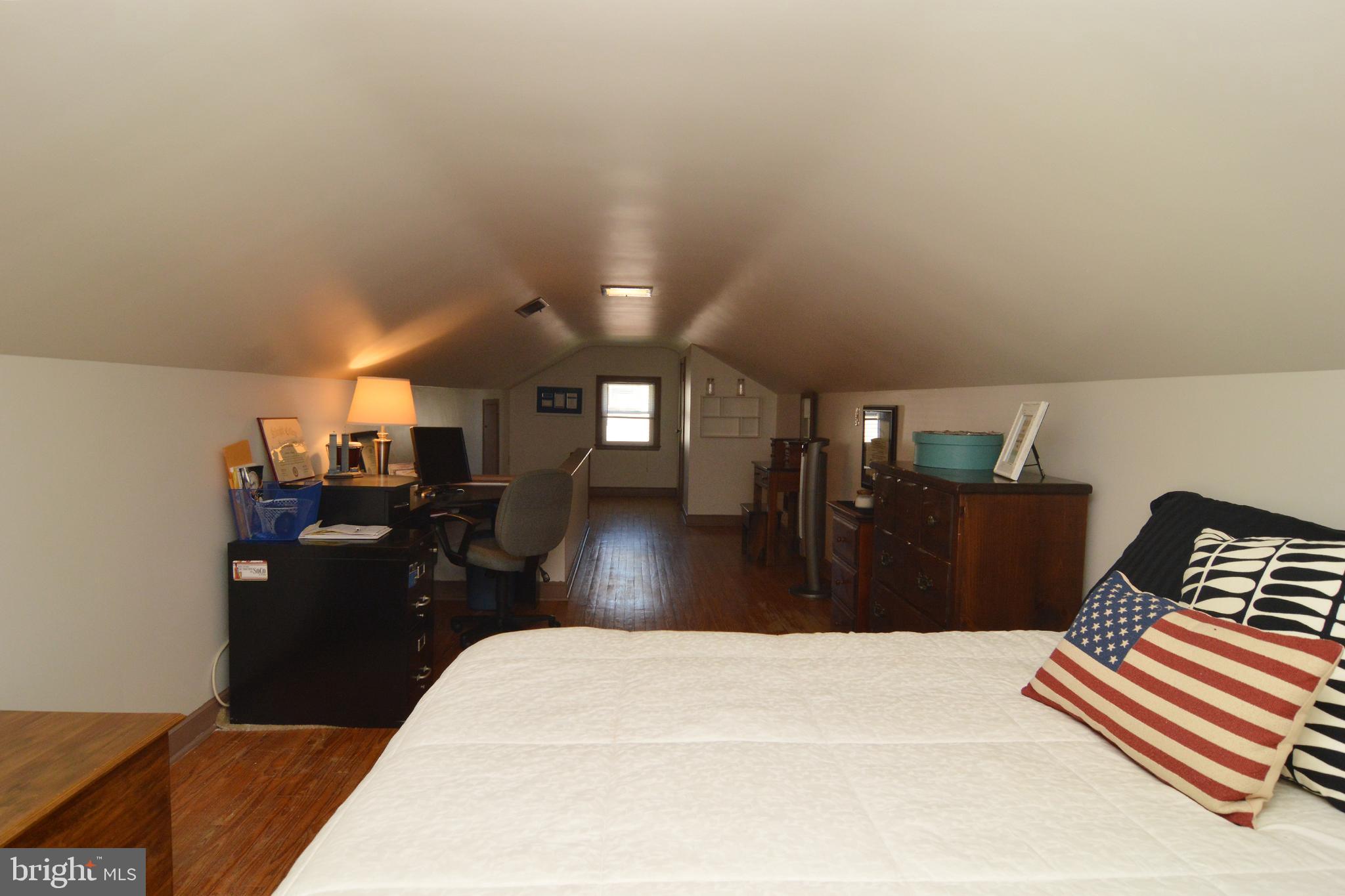 304 Hillside Drive Reading, PA 19607 - Photo 22 of 32 Gallery Image 22