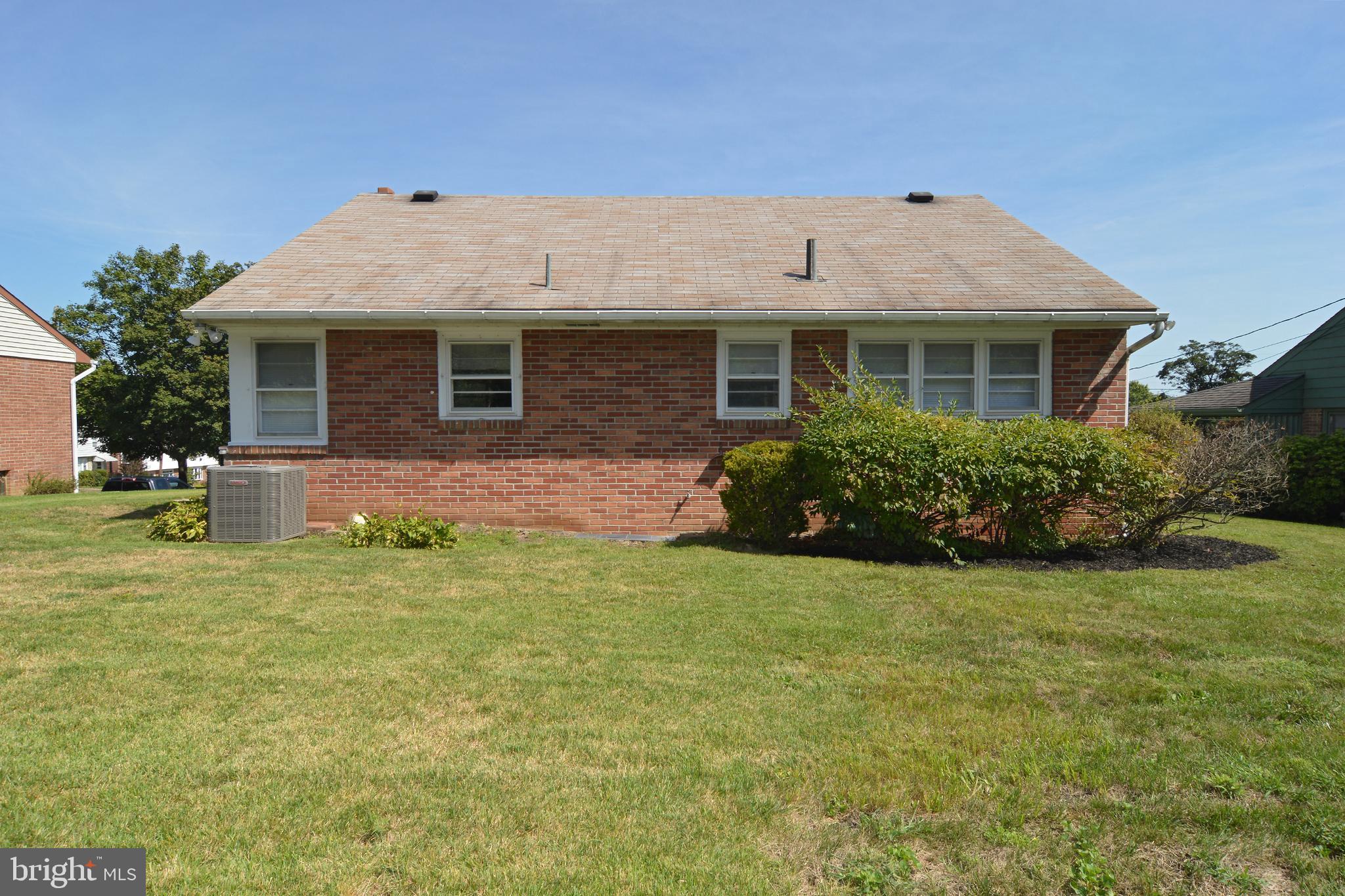 304 Hillside Drive Reading, PA 19607 - Photo 29 of 32 Gallery Image 29