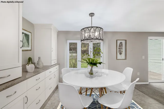 $375,000 | 8 Highland Green Lane, Merrimack, NH 03054