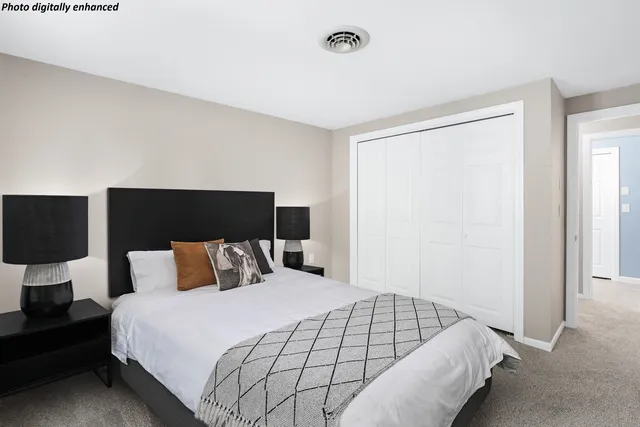 $375,000 | 8 Highland Green Lane, Merrimack, NH 03054