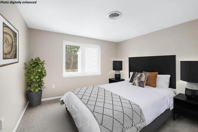 $375,000 | 8 Highland Green Lane, Merrimack, NH 03054