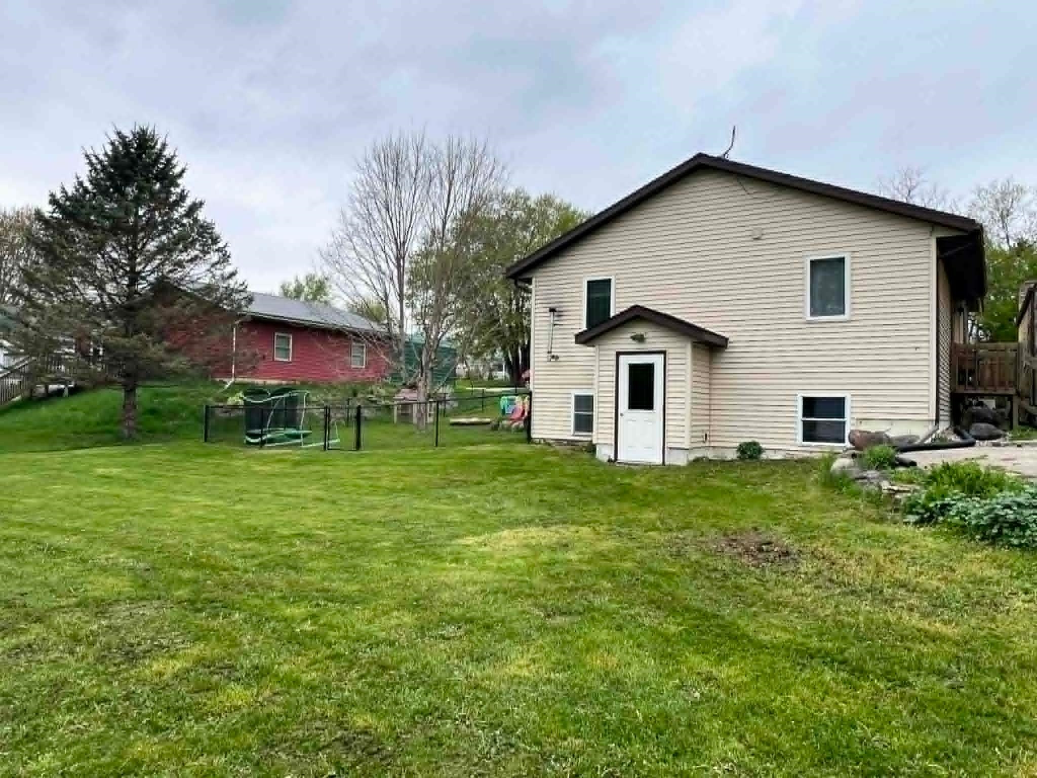 203 Main Street Ridgeway, WI 53582 - Photo 39 of 46