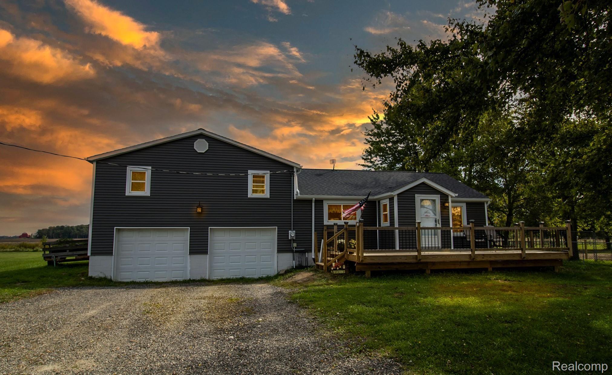 652 Wood Road Snover, MI 48472 - Photo 1 of 29 Twlight_.jpg