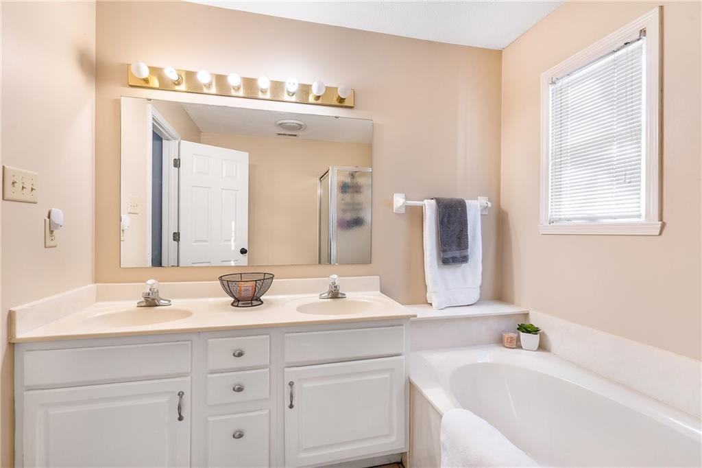 7617 Willow Ridge Fishers, IN 46038 - Photo 23 of 34 Gallery Image 23