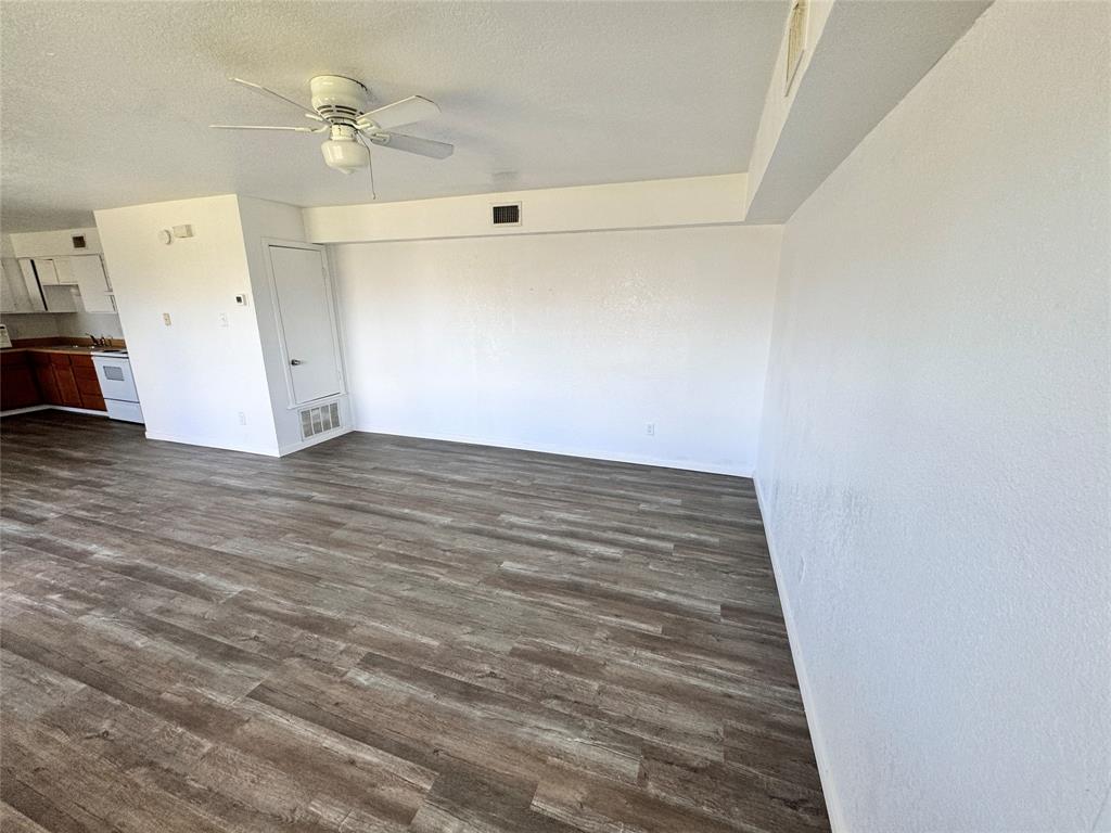 1808 Spring Lake West Brownwood, TX 76801 - Photo 8 of 12 a view of an empty room