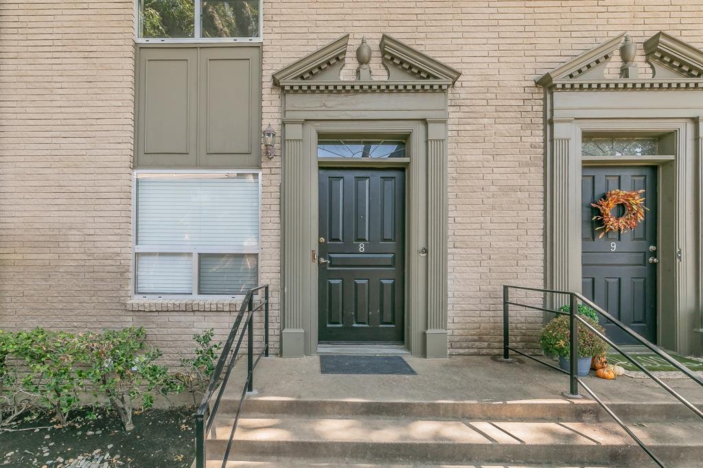 a view of a entryway door of the house