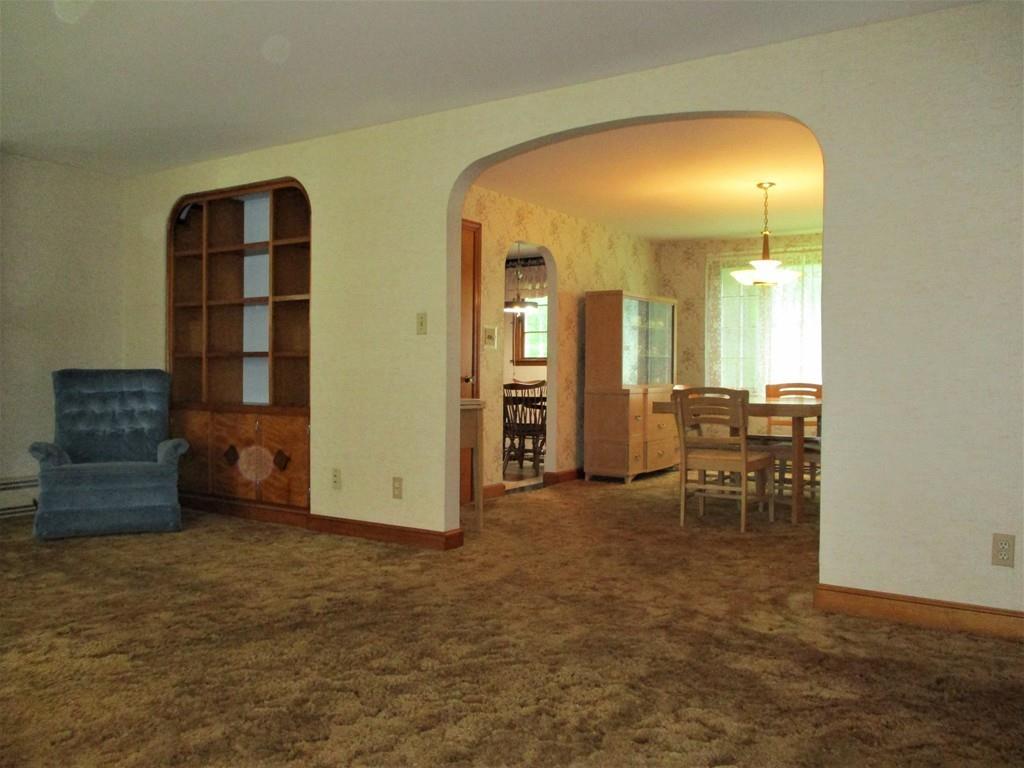 22 Park Hill Road Worcester, MA 01607 - Photo 4 of 21 Gallery Image 4