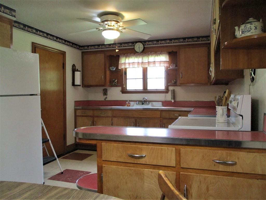 22 Park Hill Road Worcester, MA 01607 - Photo 9 of 21 Gallery Image 9