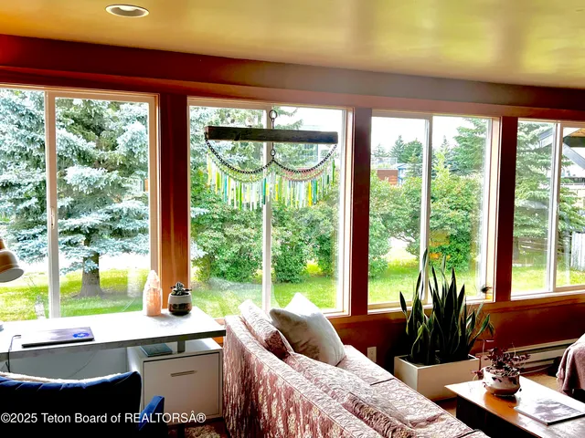 $3,045,000 | 680 East Hall Avenue, Jackson, WY 83001