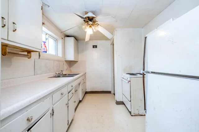 $274,900 | 4109 Coloma Road, Benton Harbor, MI 49022