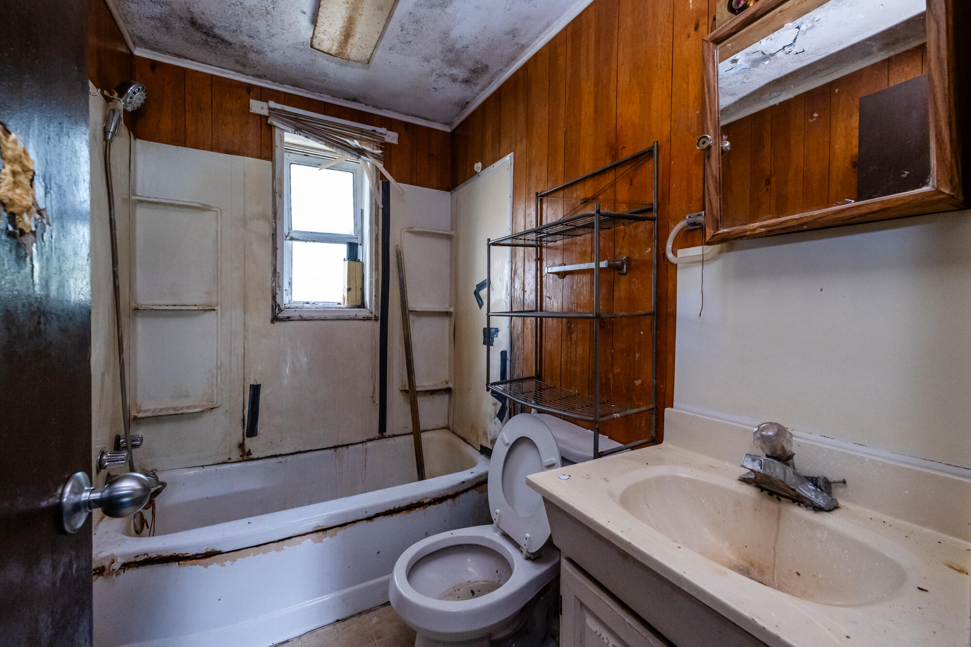 4109 Coloma Road Benton Harbor, MI 49022 - Photo 27 of 37 4119