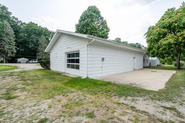 $274,900 | 4109 Coloma Road, Benton Harbor, MI 49022