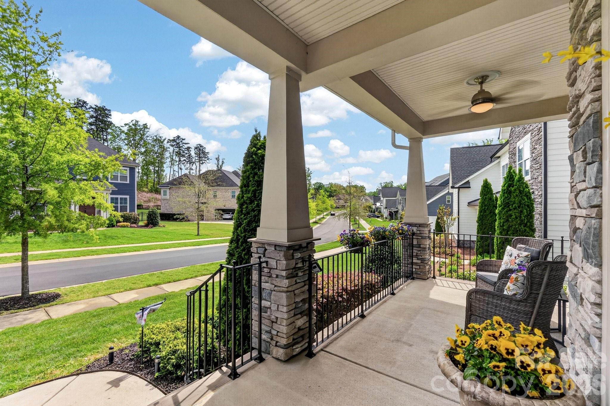 18421 Doves Crest Road Cornelius, NC 28031 - Photo 3 of 48