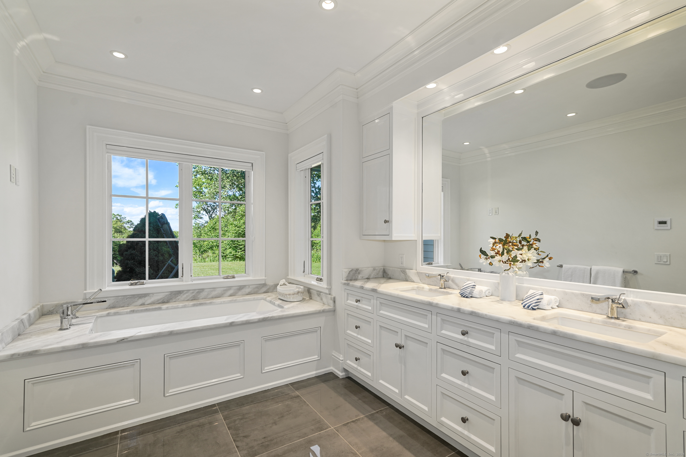 29 Rogues Ridge Road Weston, CT 06883 - Photo 22 of 36