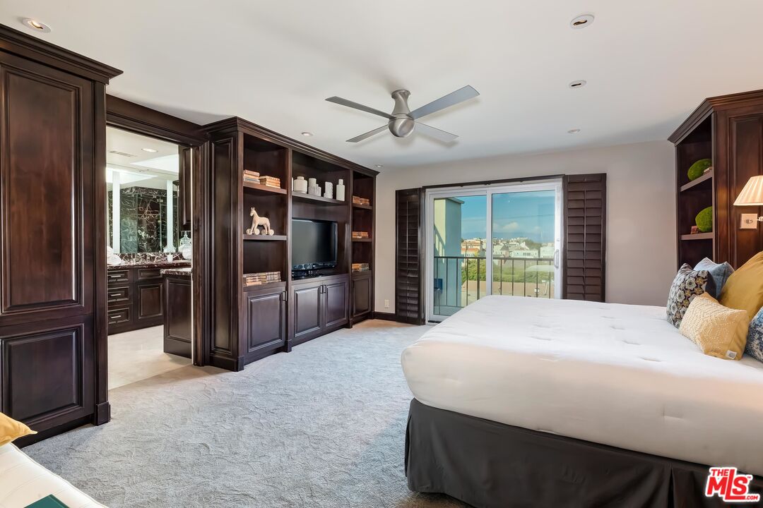 1 Topsail Street, Unit 302 Marina del Rey, CA 90292 - Photo 27 of 54