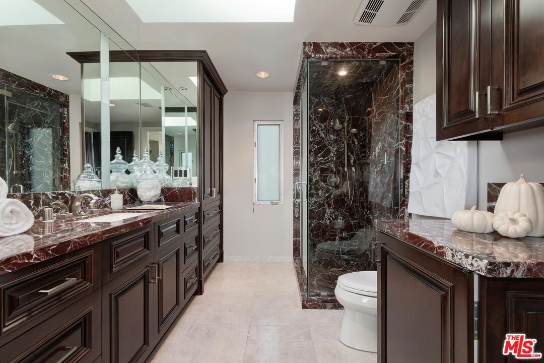 1 Topsail Street, Unit 302 Marina del Rey, CA 90292 - Photo 28 of 54