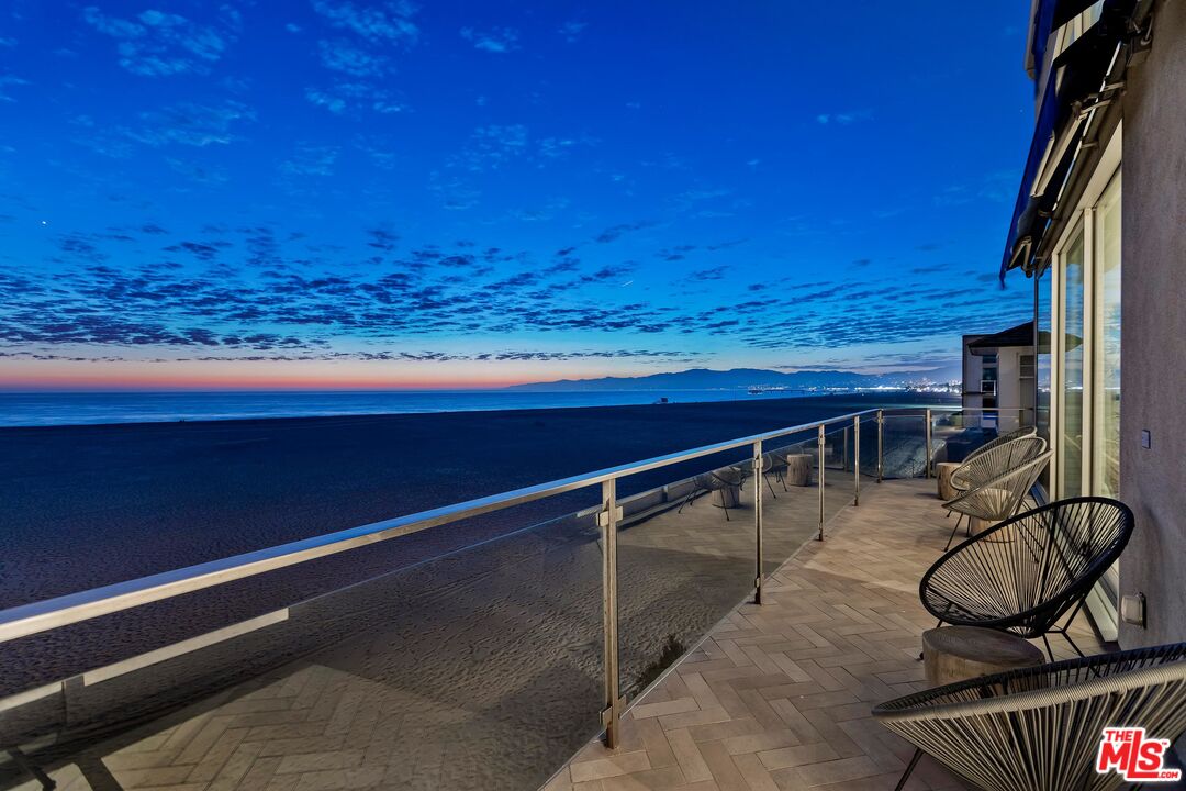 1 Topsail Street, Unit 302 Marina del Rey, CA 90292 - Photo 42 of 54