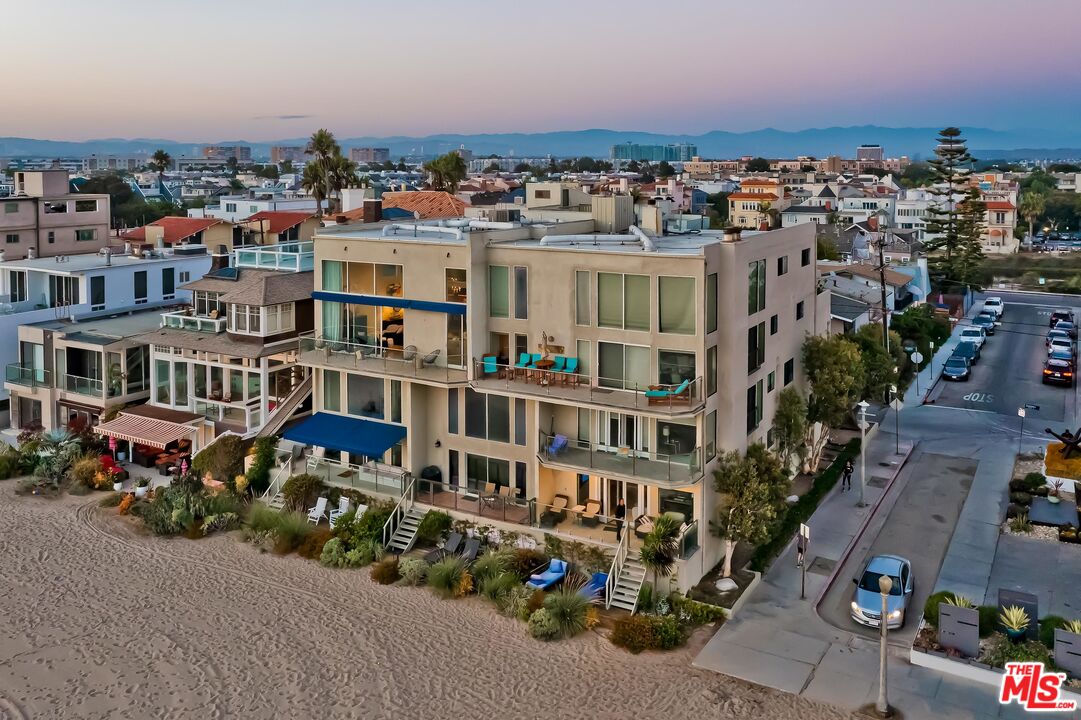 1 Topsail Street, Unit 302 Marina del Rey, CA 90292 - Photo 45 of 54