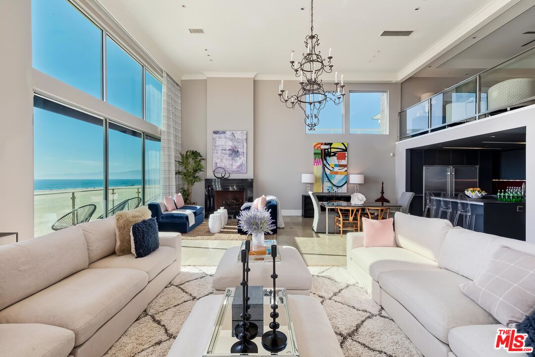 1 Topsail Street, Unit 302 Marina del Rey, CA 90292 - Photo 6 of 54