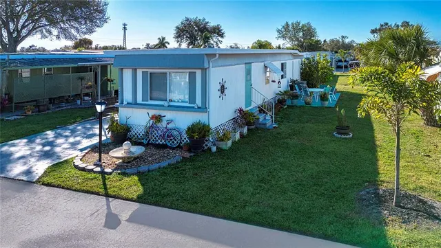 $99,900 | 420 49th Street East, Unit 116, Palmetto, FL 34221