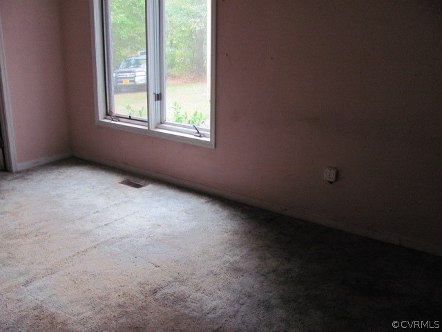 13580 Reed Drive Disputanta, VA 23842 - Photo 12 of 17 Gallery Image 12