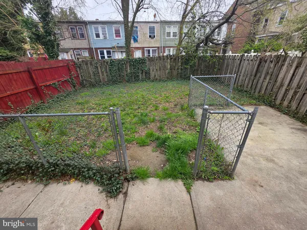 $1,900 | 611 Artisan Street, Trenton, NJ 08618