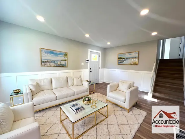 $245,000 | 290 Merrill Avenue, Calumet City, IL 60409