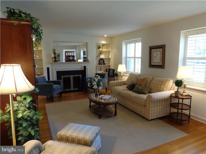370 Williams Road Wynnewood, PA 19096 - Photo 3 of 11 Gallery Image 3