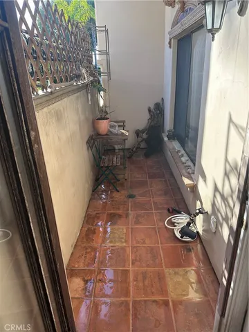 $1,050,000 | 856 South Marengo Avenue, Unit 7, Pasadena, CA 91106