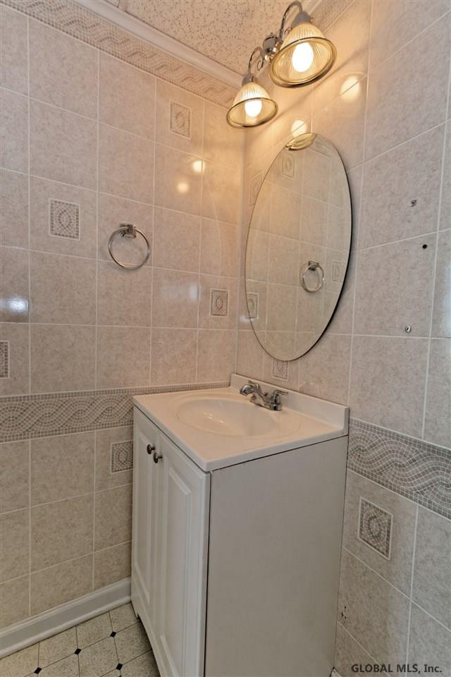 231 Phillips Road Rotterdam, NY 12306 - Photo 21 of 25 Photo 21