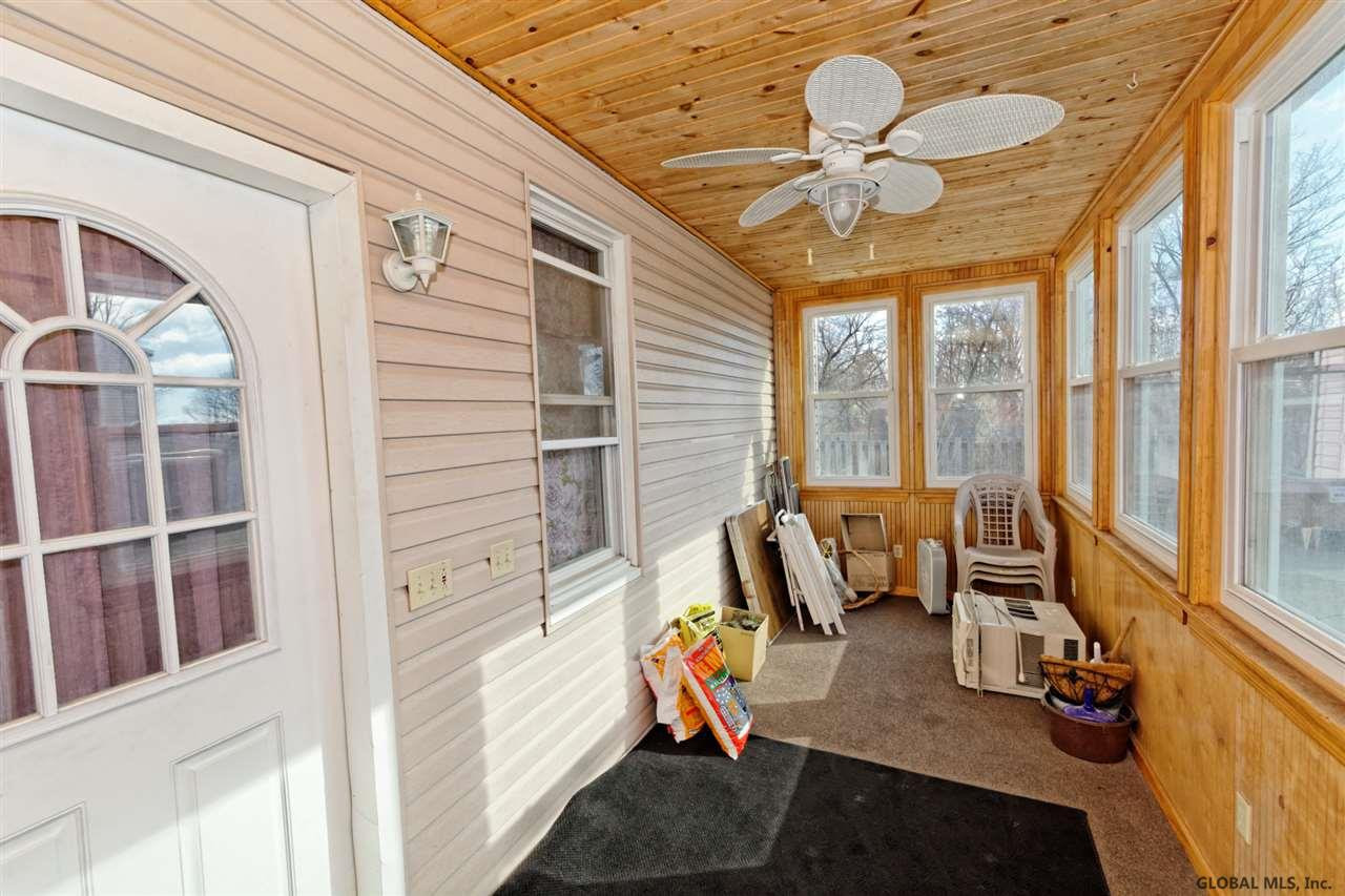 231 Phillips Road Rotterdam, NY 12306 - Photo 4 of 25 Photo 4
