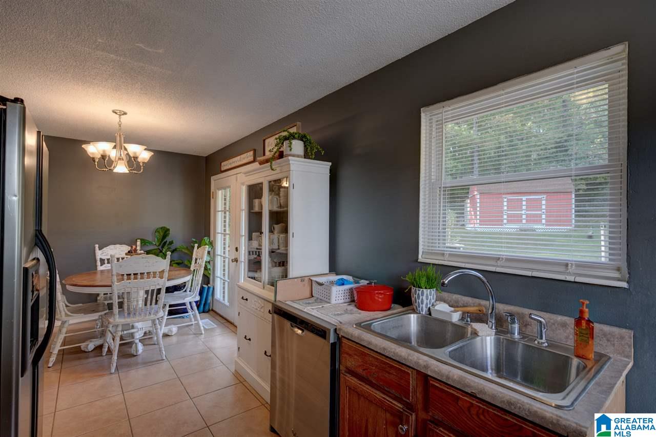1585 Culwell Road Hayden, AL 35079 - Photo 8 of 24