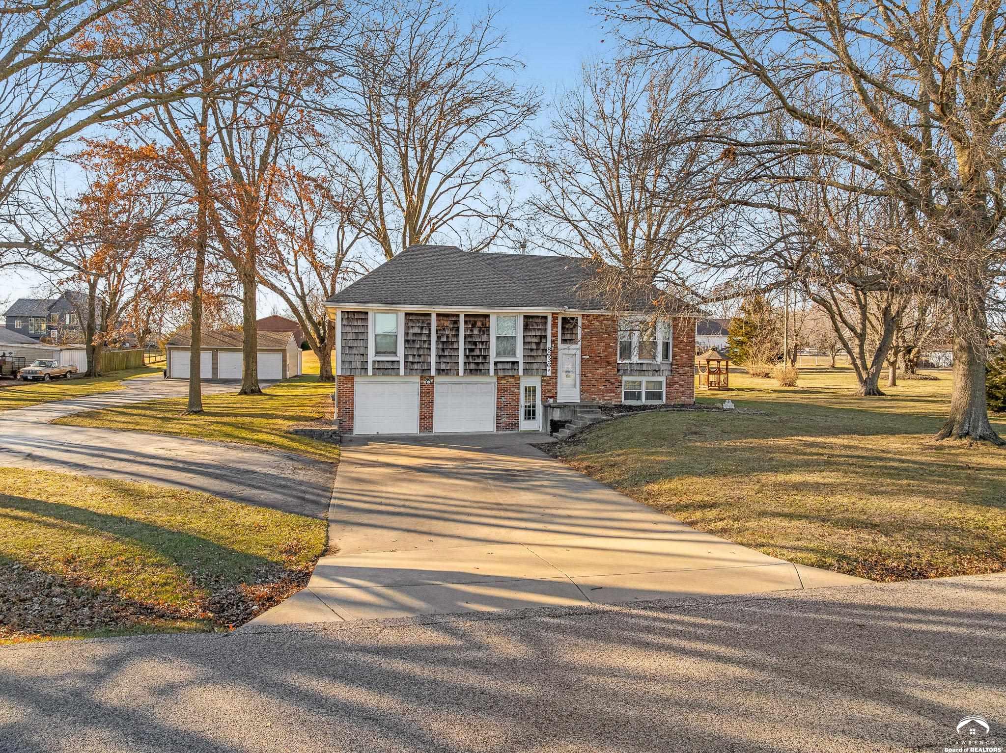 8636 Cedar Niles Road Lenexa, KS 66227 - Photo 48 of 56