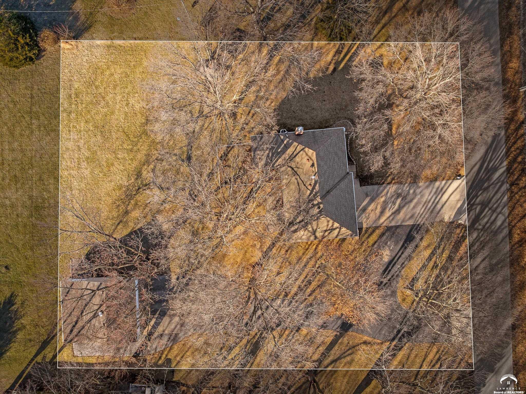 8636 Cedar Niles Road Lenexa, KS 66227 - Photo 55 of 56