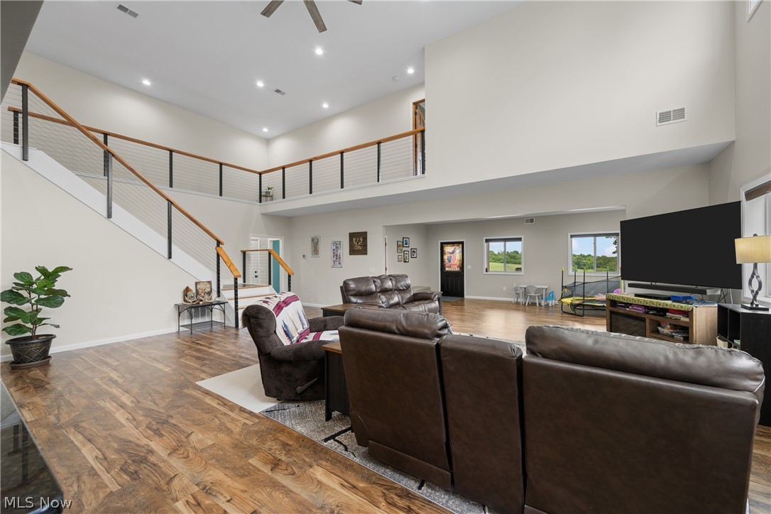 85444 Sproul Road Southeast Uhrichsville, OH 44683 - Photo 16 of 50