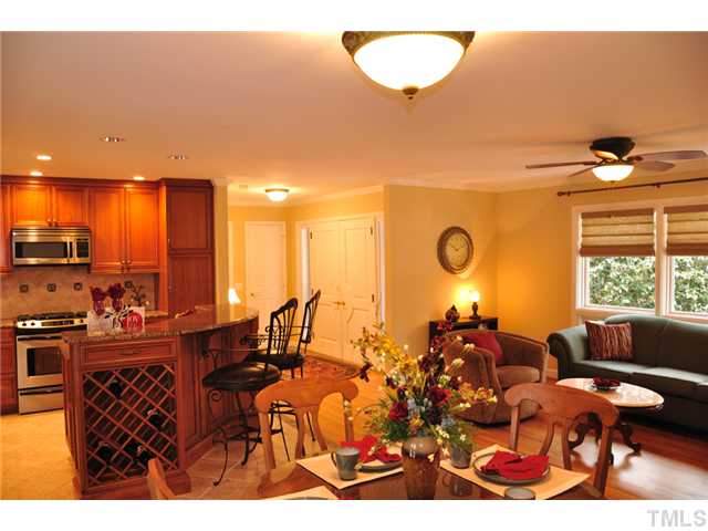 1310 Hampton Valley Road Cary, NC 27511 - Photo 9 of 25 Gallery Image 9