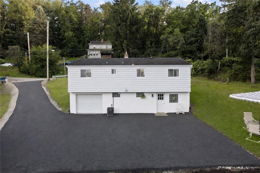 7729 Tyler Road Verona, PA 15147 - Photo 4 of 49 Gallery Image 4