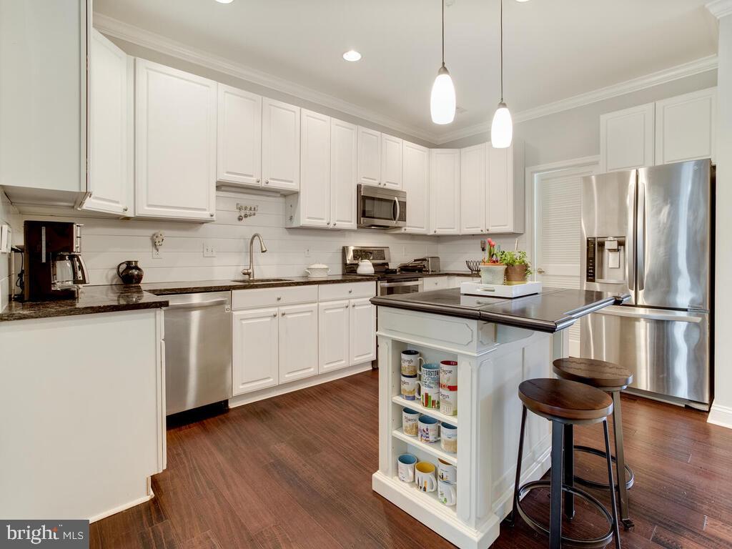 910 Perry Landing Court Annapolis, MD 21401 - Photo 15 of 56
