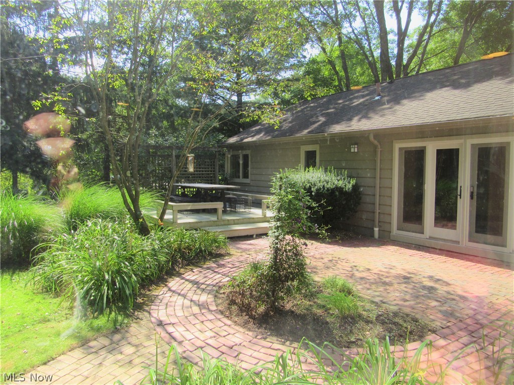 573 Solon Road Bentleyville, OH 44022 - Photo 32 of 35
