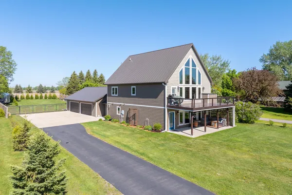 $799,900 | 1120 Park Road, Madison Lake, MN 56063
