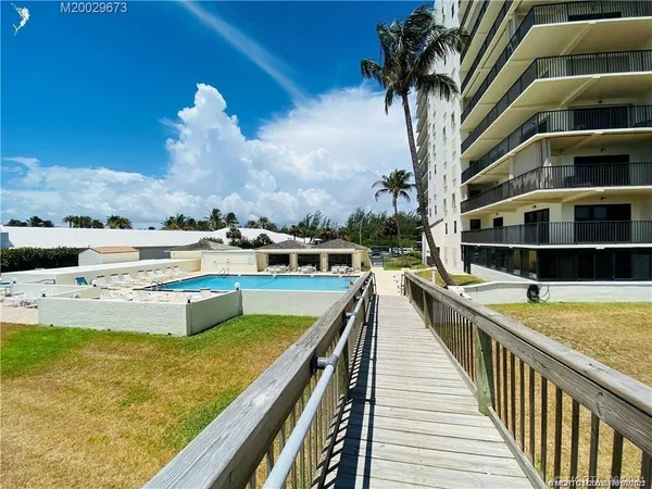 $4,700 | 10044 South Ocean Drive, Unit 206, Jensen Beach, FL 34957