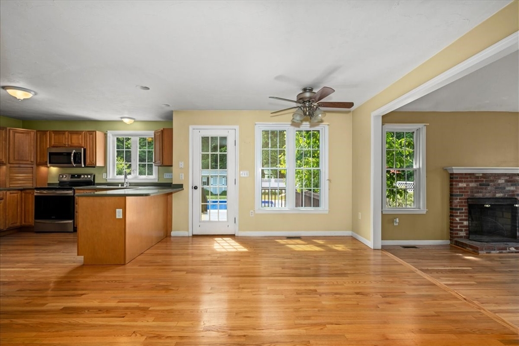 20 Hilltop Farm Road Auburn, MA 01501 - Photo 11 of 40