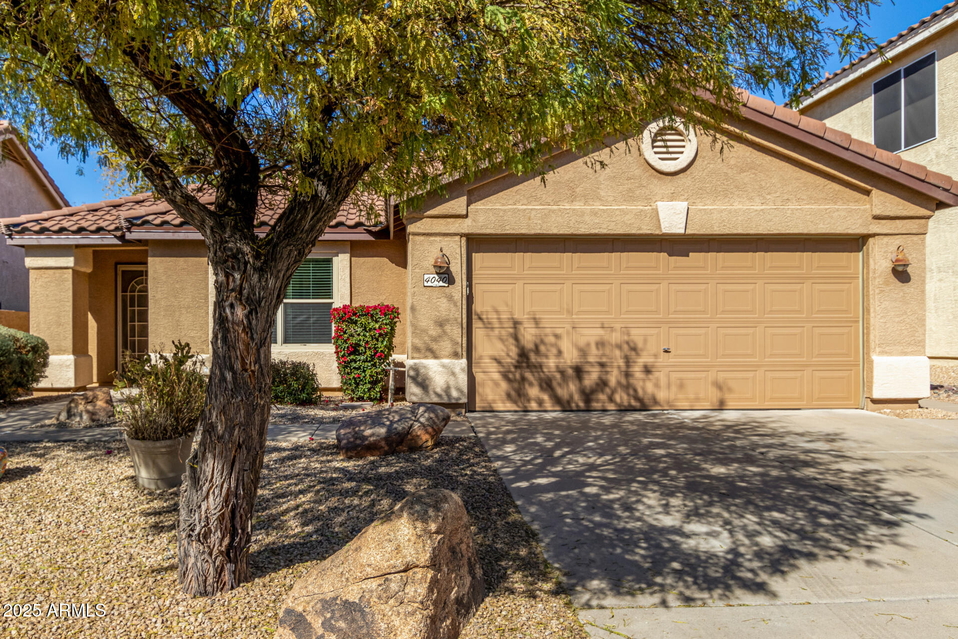 4040 East Rowel Road Phoenix, AZ 85050 - Photo 2 of 40 02 - Rowel 4040