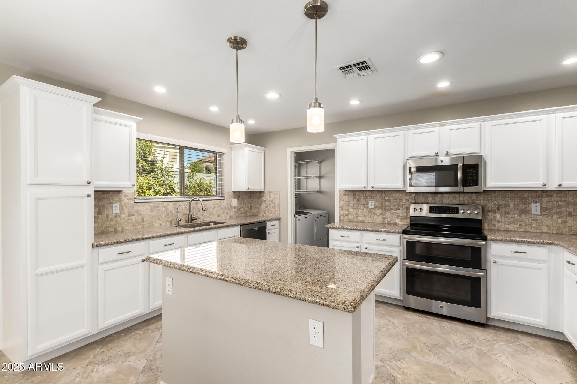 4040 East Rowel Road Phoenix, AZ 85050 - Photo 10 of 40 11 - Rowel 4040