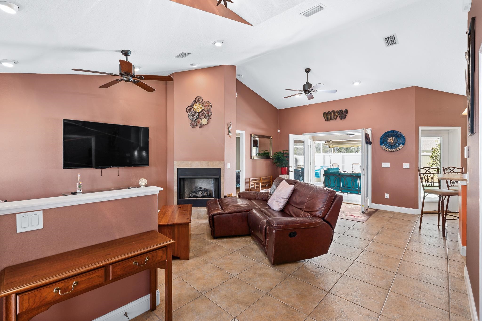 8 Rocking Horse Drive Palm Coast, FL 32164 - Photo 5 of 56