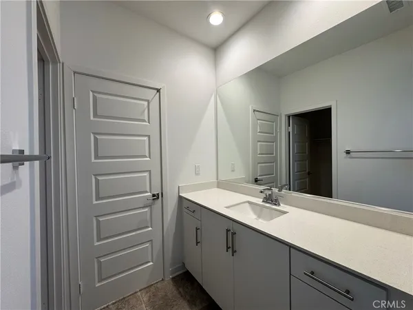 $3,500 | 7018 Aloe Lane, Fontana, CA 92336
