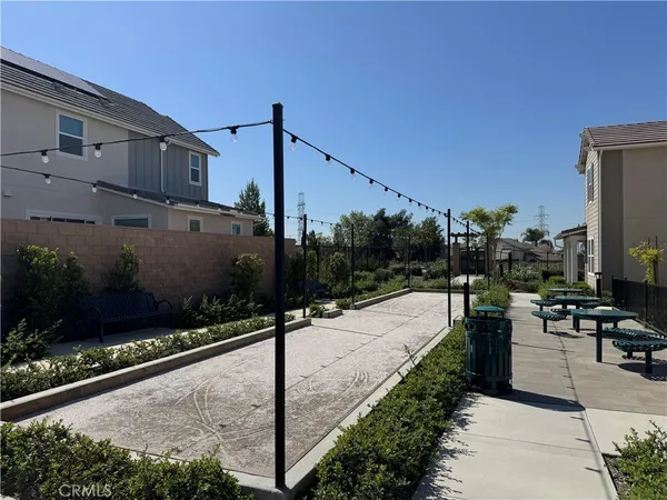 $3,500 | 7018 Aloe Lane, Fontana, CA 92336