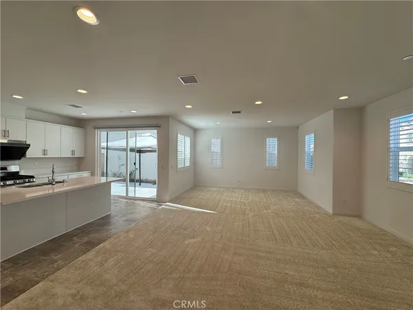 $3,500 | 7018 Aloe Lane, Fontana, CA 92336