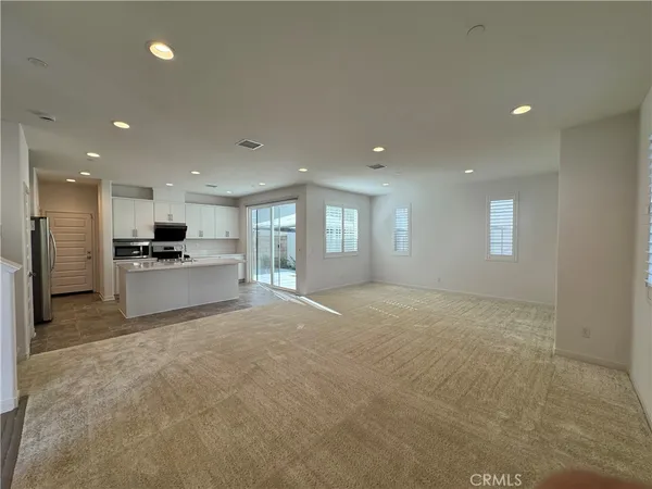$3,500 | 7018 Aloe Lane, Fontana, CA 92336