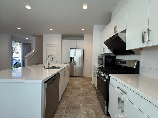 $3,500 | 7018 Aloe Lane, Fontana, CA 92336